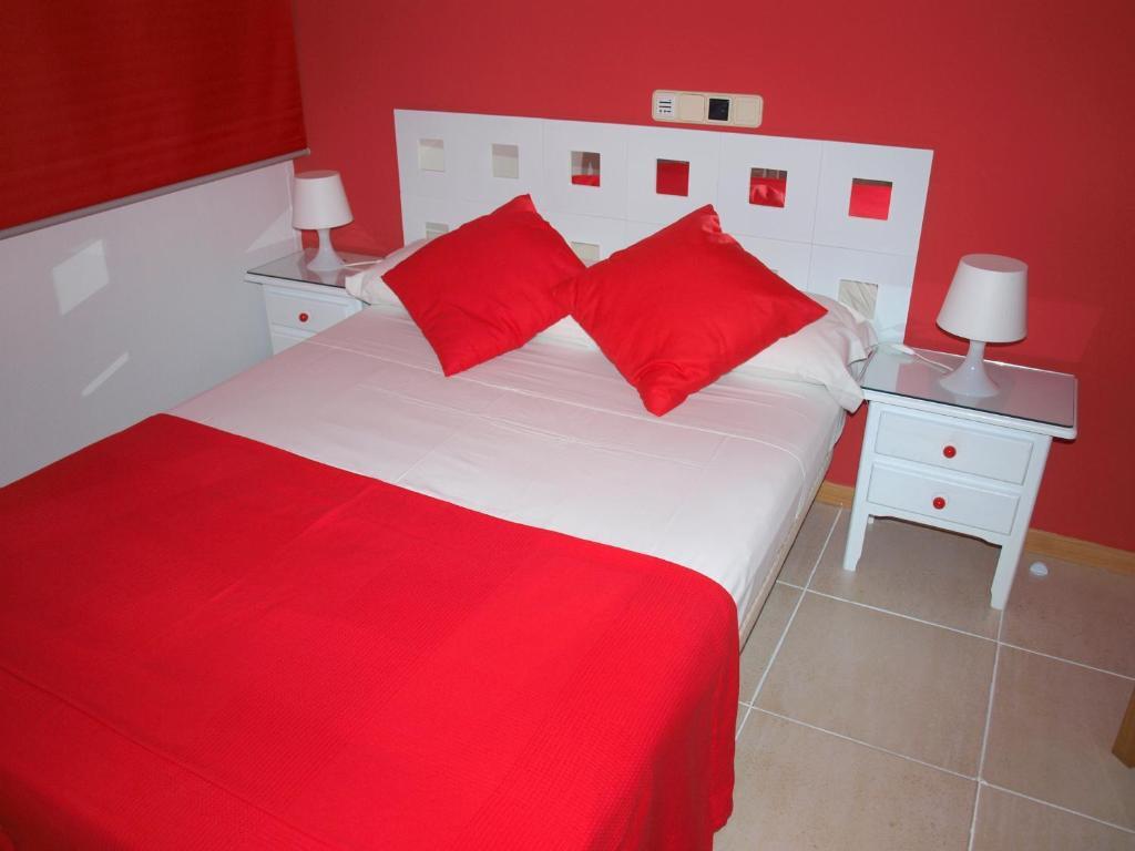 Hostal El Parque San Martín de la Vega Buitenkant foto