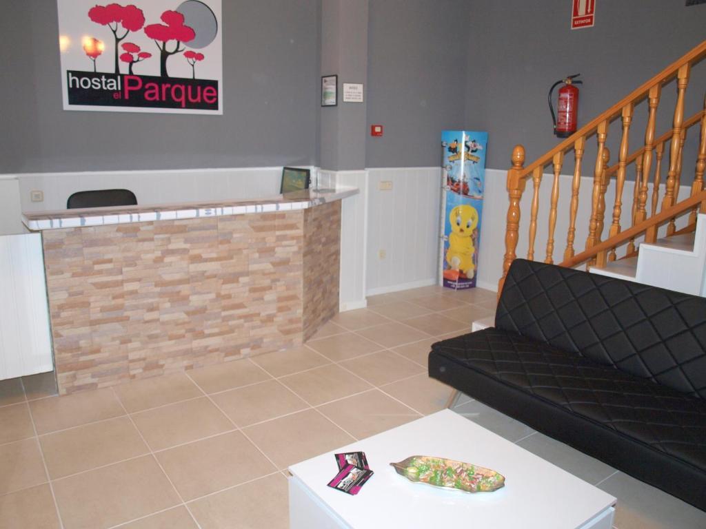Hostal El Parque San Martín de la Vega Buitenkant foto